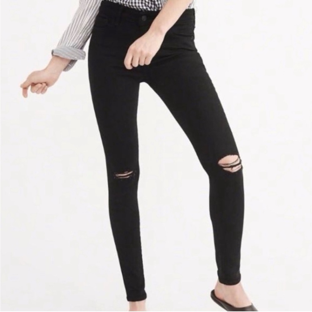 ABERCROMBIE & FITCH BLACK JEANS